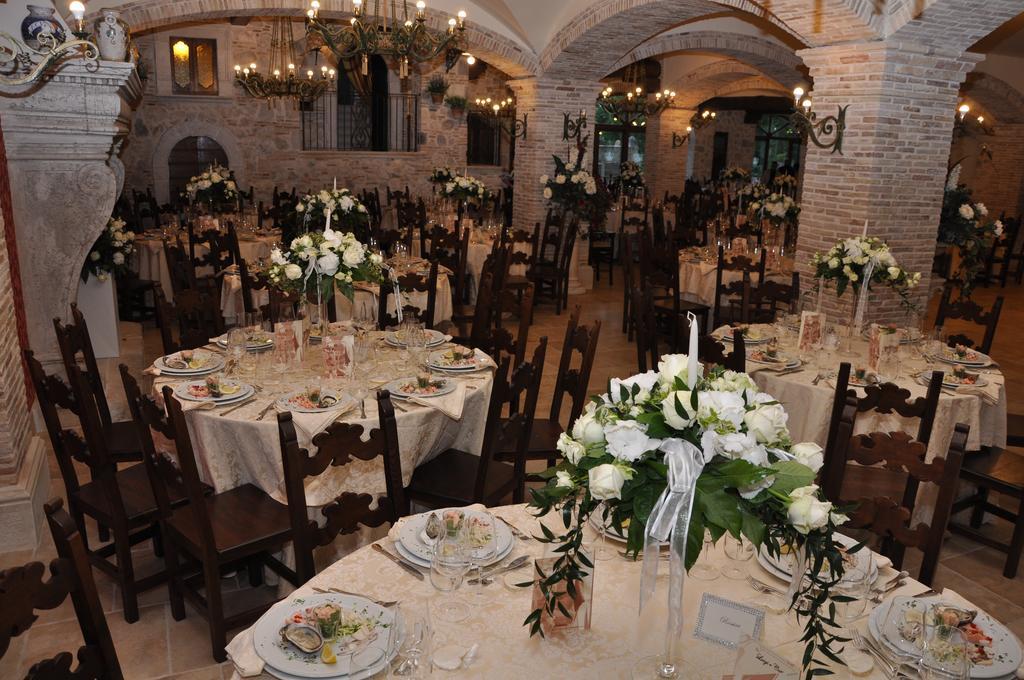 Le Gole Ristorante & Resort Celano Bagian luar foto